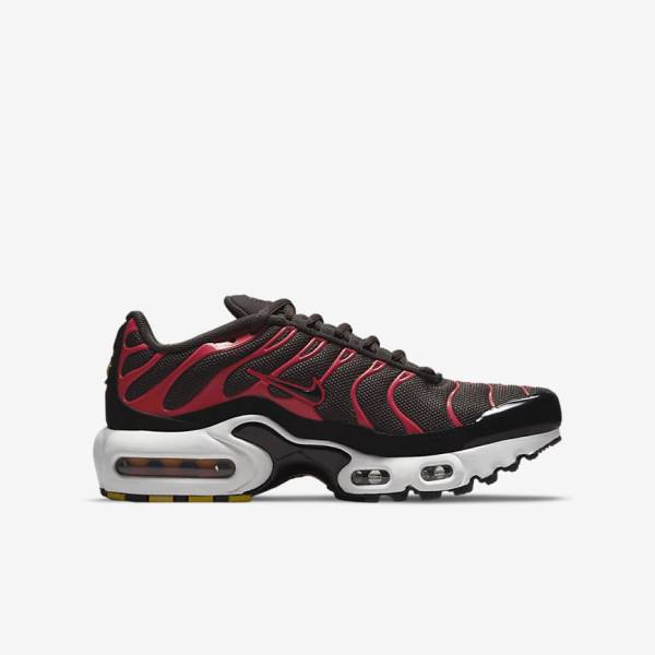 Nike Air Max Plus Older Otroci Superge Siva / Rdeča / Bela / Črna | NK527XMN