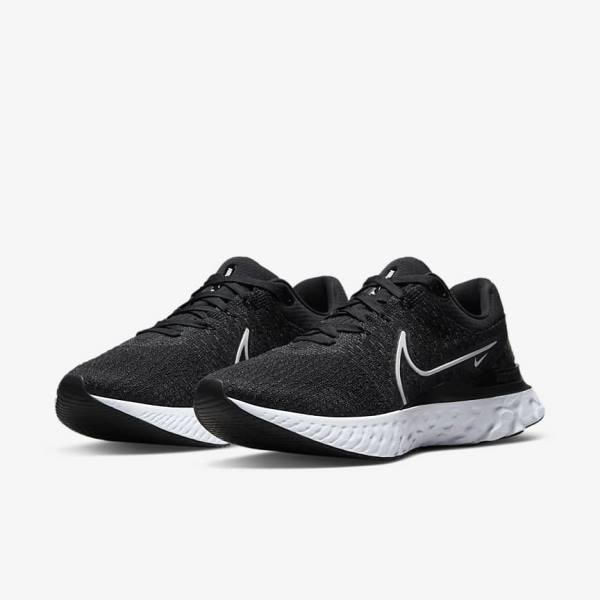 Nike React Infinity Run Flyknit 3 Road Moški Tekaški Čevlji Črna / Bela | NK693LCY