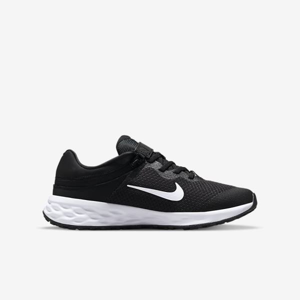 Nike Revolution 6 FlyEase Older Easy On-Off Road Otroci Tekaški Čevlji Črna / Temno Siva / Bela | NK319ZAD