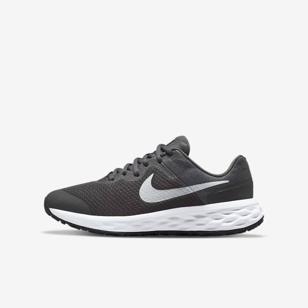 Nike Revolution 6 Older Road Otroci Tekaški Čevlji Siva / Bela | NK890SPN