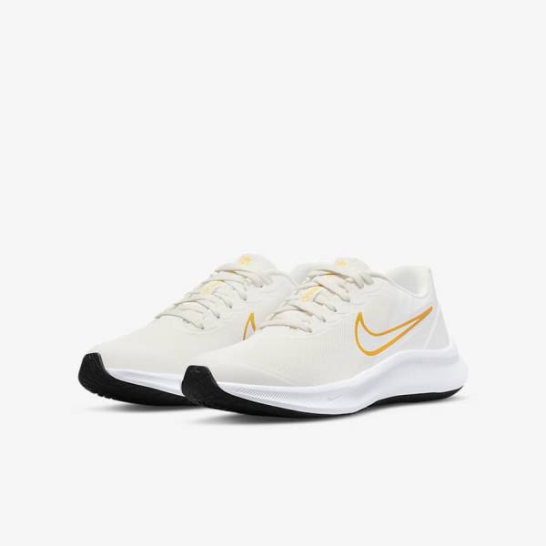 Nike Star Runner 3 Older Road Otroci Tekaški Čevlji Bela / Zlato / Večbarvni | NK649HYC