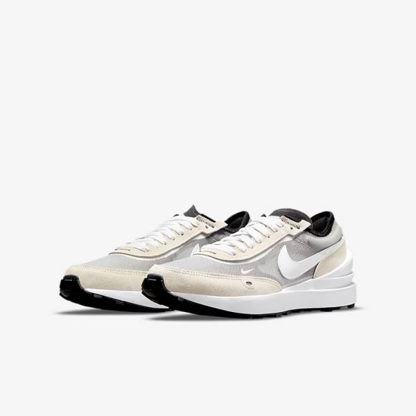 Nike Waffle One Older Otroci Pohodni Čevlji Bela / Črna / Oranžna | NK412YSH